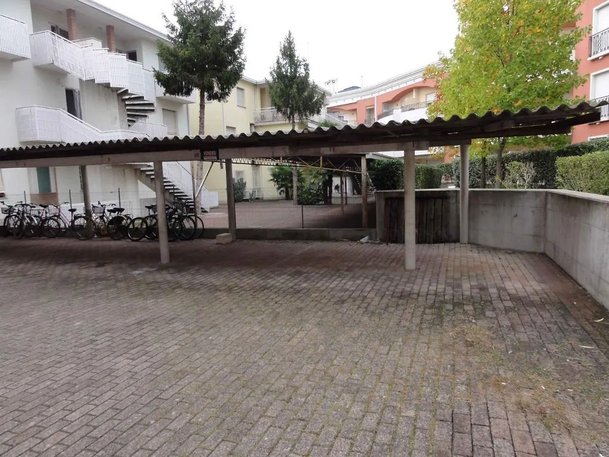 Apartment In Bibione 37971 Italy